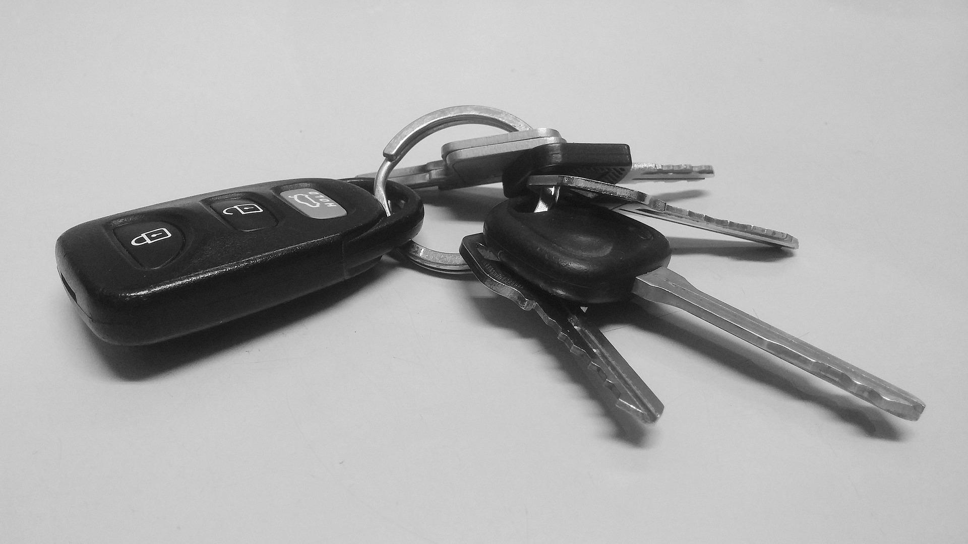 Keyless car theft: What is a relay attack, how can you prevent it, and will  your car insurance cover it?